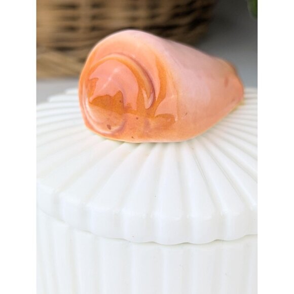White Bone China Trinket Box with Peach Conch Shell Lid Coastal Elegant Keepsake - Picture 3 of 7